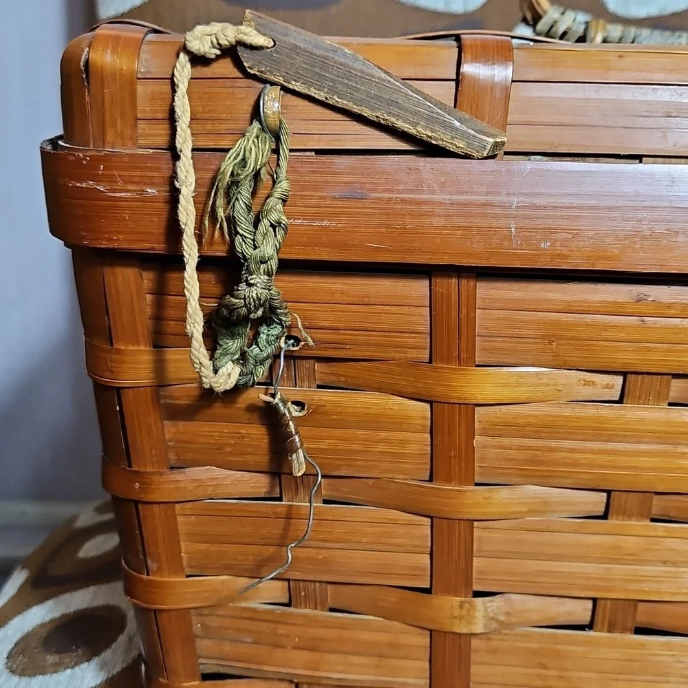 Antique Bamboo Slat Fishing Basket Japanese Late 1800's?  Vintage